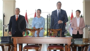 Vučić: Neću u Brisel